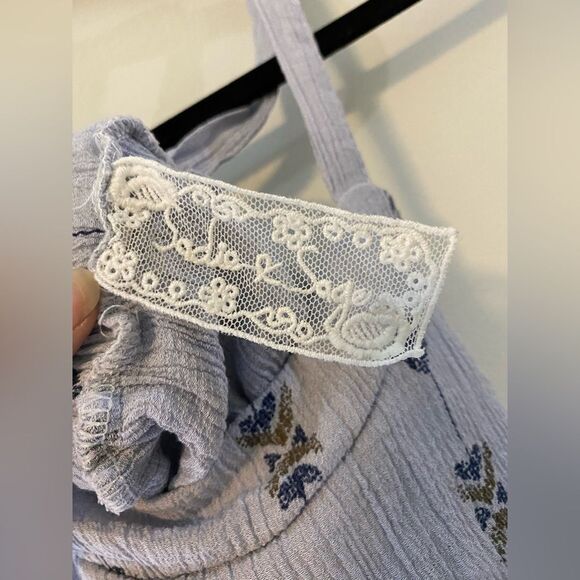 Sadie & Sage, Lavender Bohemian Crop, Size M, In Excellent Condition - Picture 3 of 6